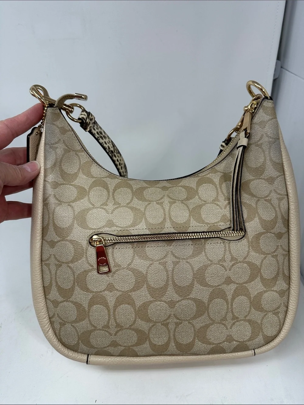 Coach Jules hobo